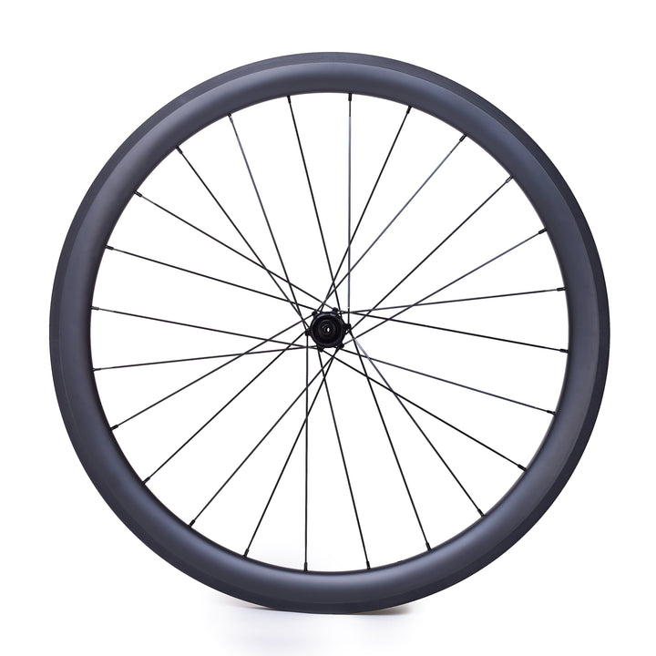Rueda de carbono de 45 mm para freno de zapata, vista frontal, llanta tubeless ready de 20 mm internos